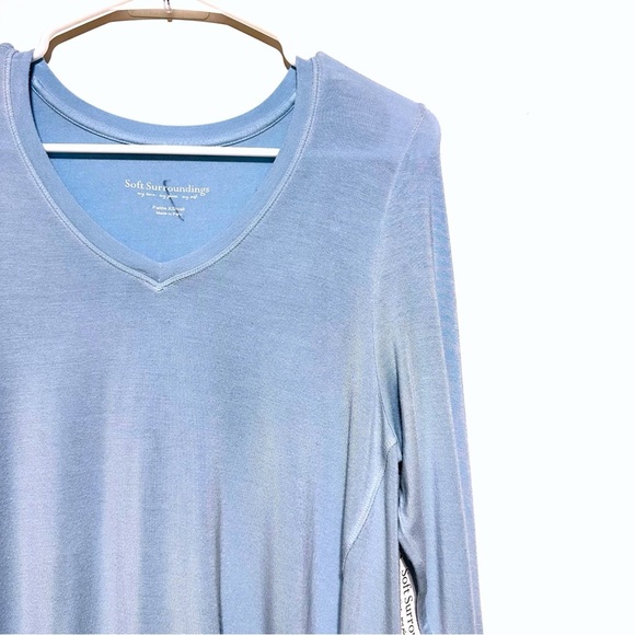 Soft Surroundings Sublime Long Sleeves Plunge Neck T-Shirt In Glacier Blue PXS - Picture 4 of 11